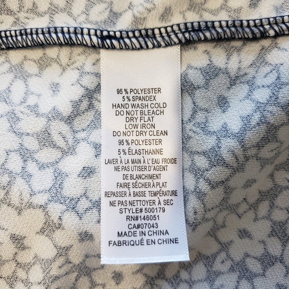 NWOT- Monteau Floral Shirt Dress with 3/4 Sleeve - Picture 9 of 9